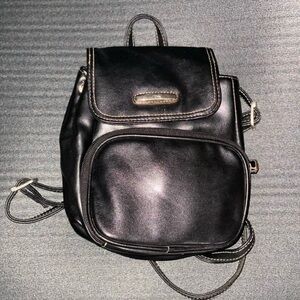 Back strap leather bag